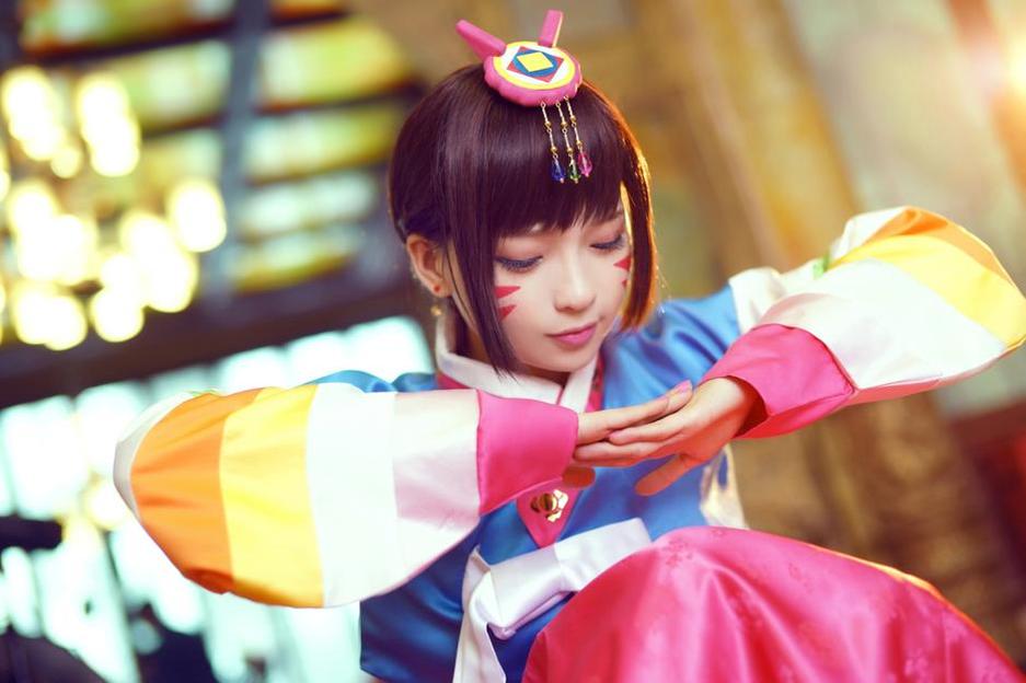 五彩缤纷的cosplay照片，见证Mio十一dva的魅力无限。