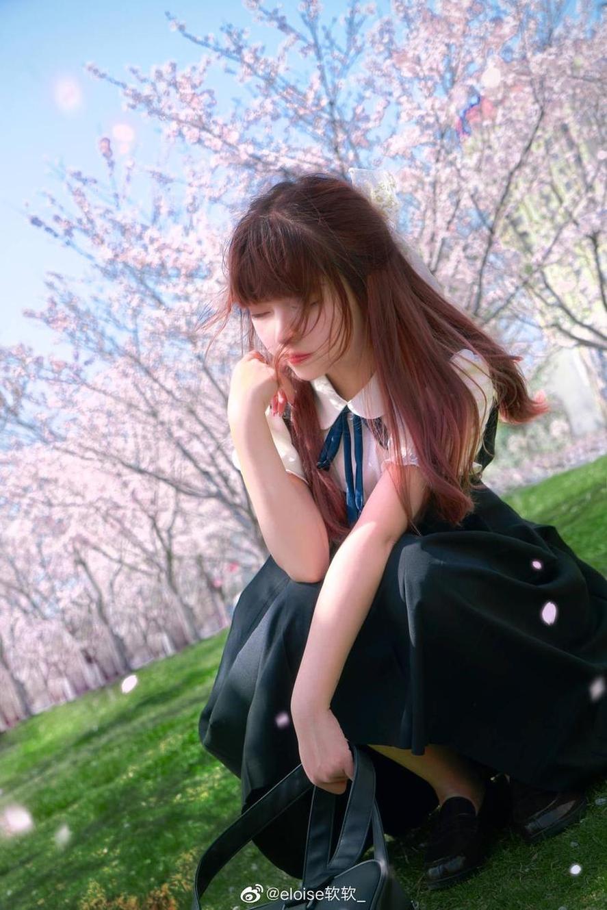 Eloise软软河边jk的原图合集，精选最美的风景照片。