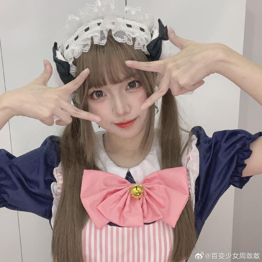 Lovely呆玄女仆小狐狸：摄影照片，记录美好的时刻