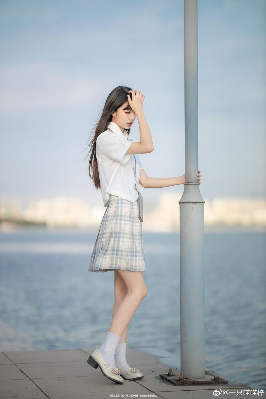 紧急企划一只喵喵梓，精选TA的 cos 图包