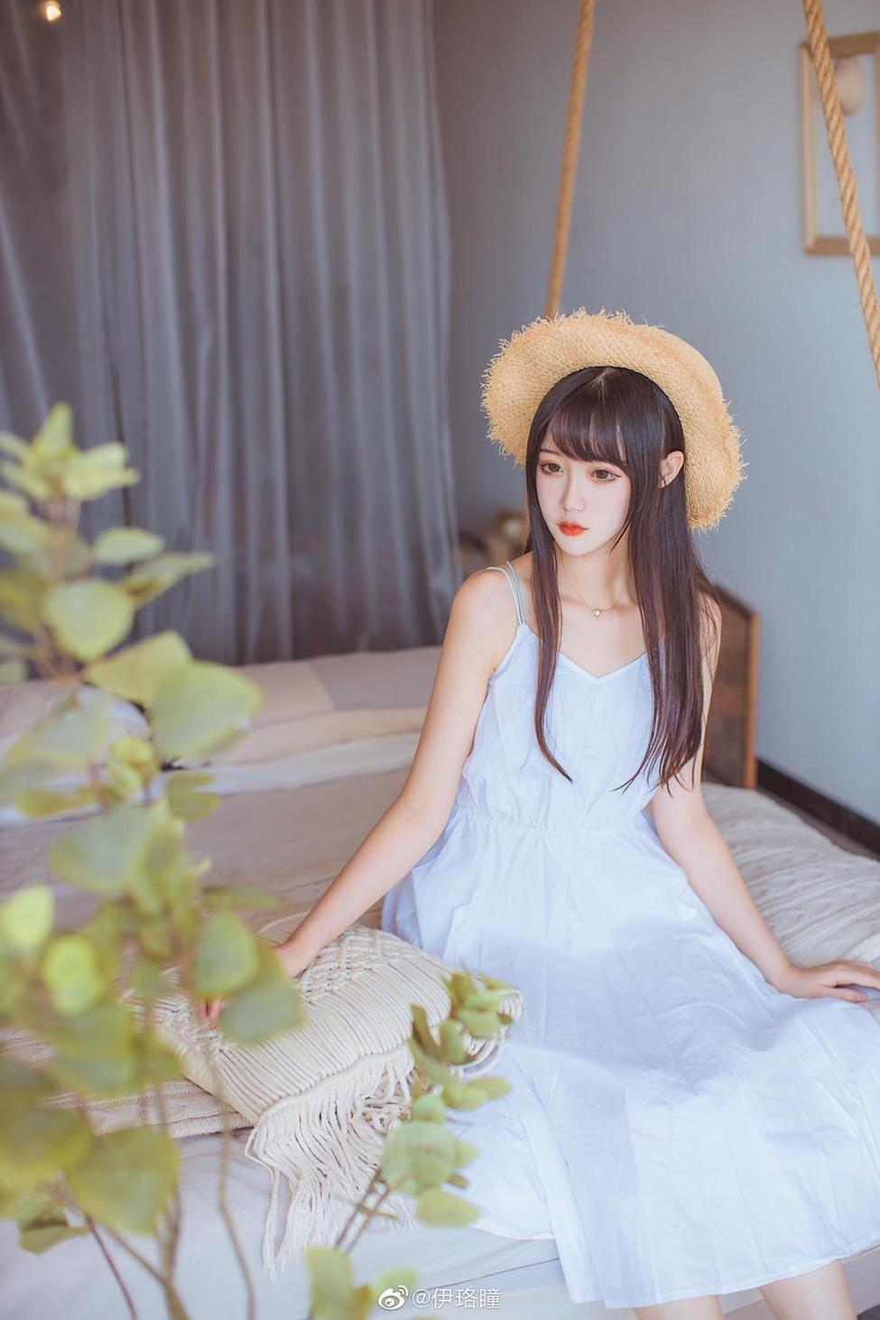 伊珞瞳合集：独一无二的cosplay作品