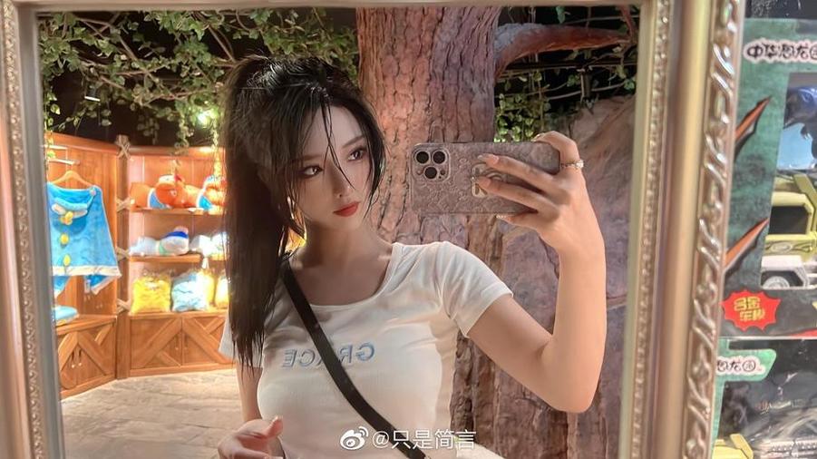 绝对不被删减的精品，只有只是简言高清图的无删图包