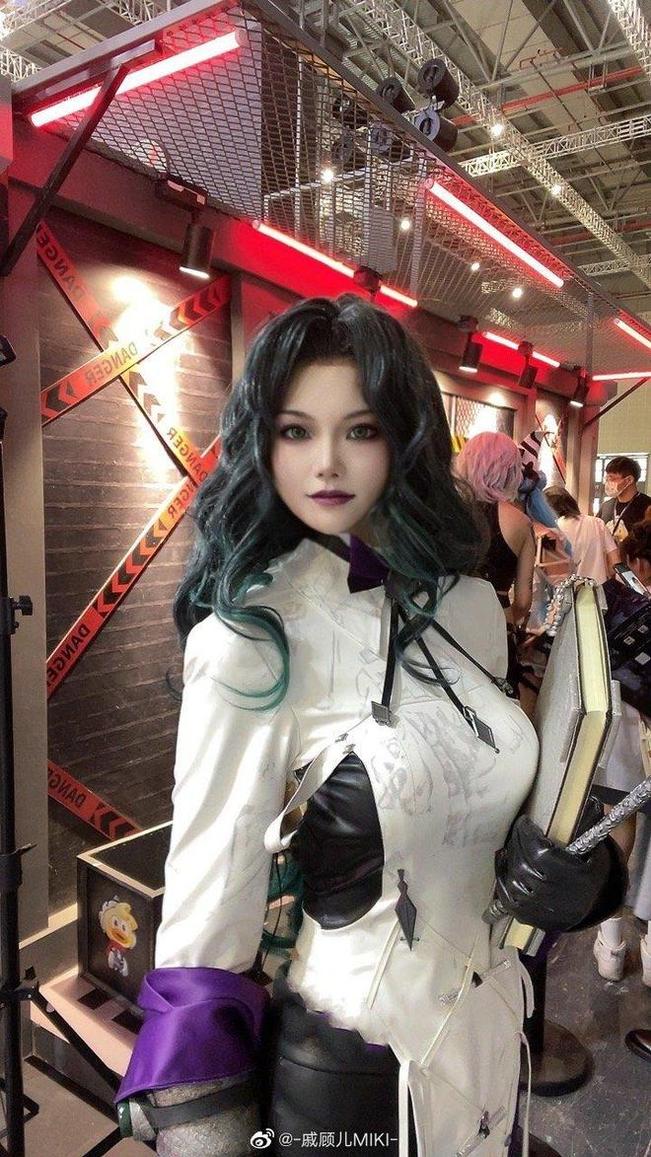 分享戚顾儿cos紫霞仙子的美妙时刻