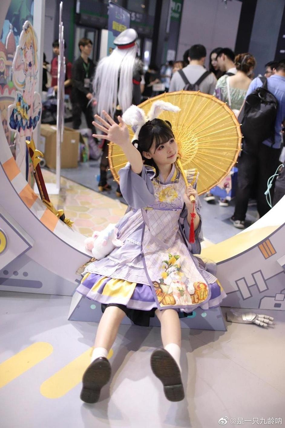 更多照片曝光！是一只九龄jk的cosplay大家都爱看~