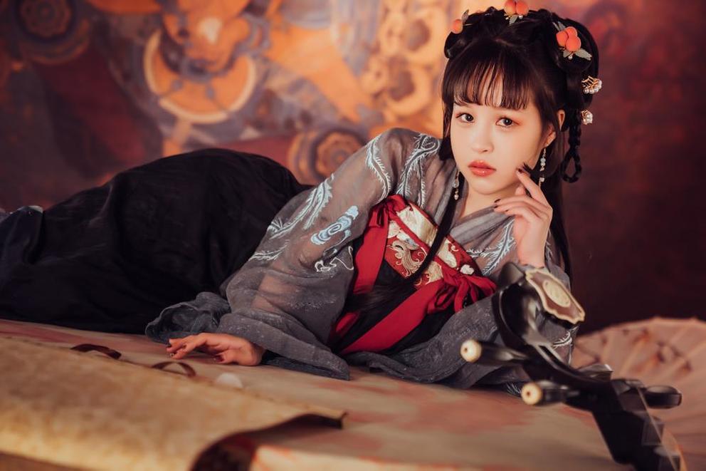 柳郁子个人资料享誉cos界，超过100张cosplay美图曝光