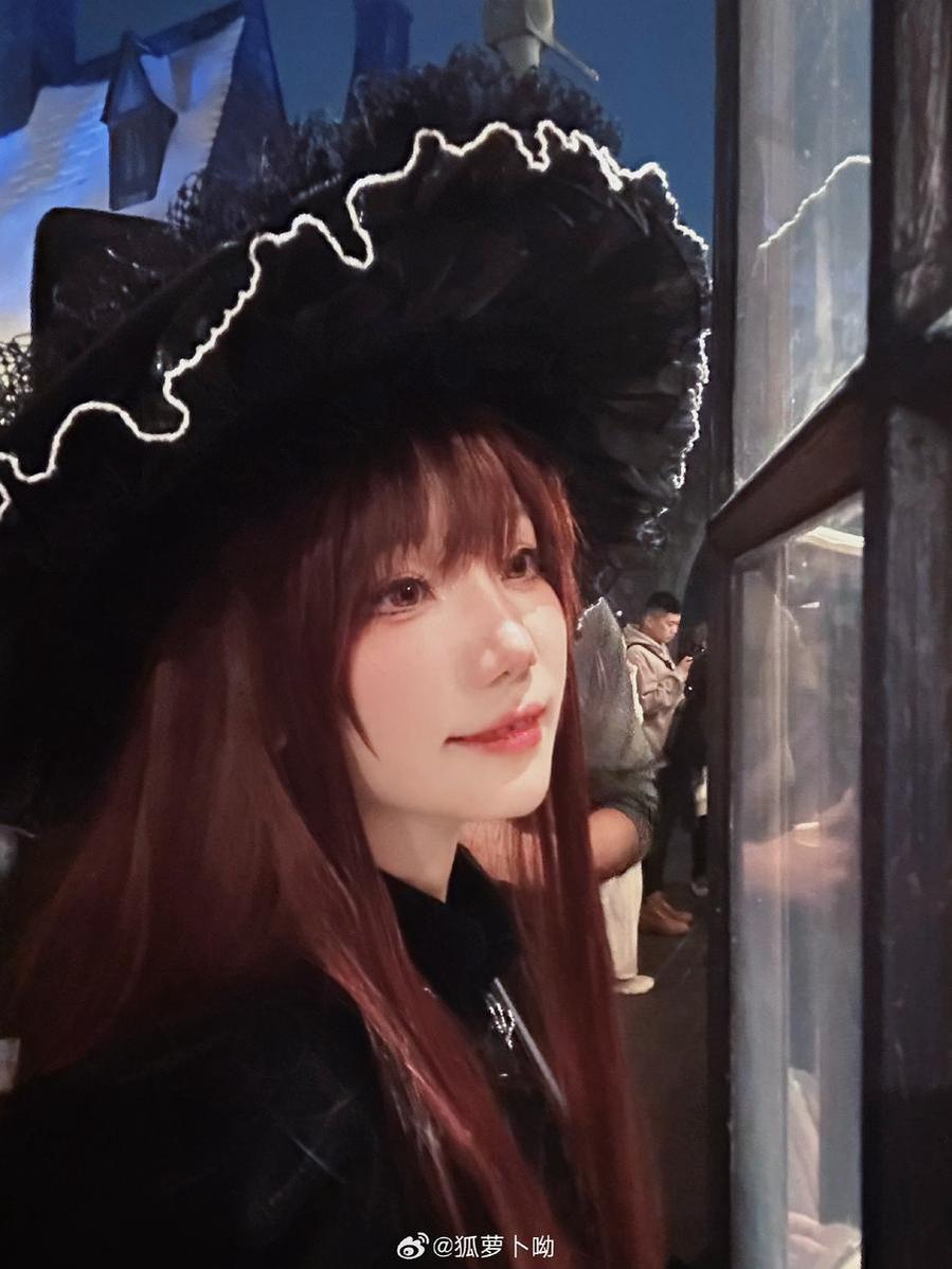 狐萝卜呦学霸妹妹的cos集，火爆全网，一定不能错过