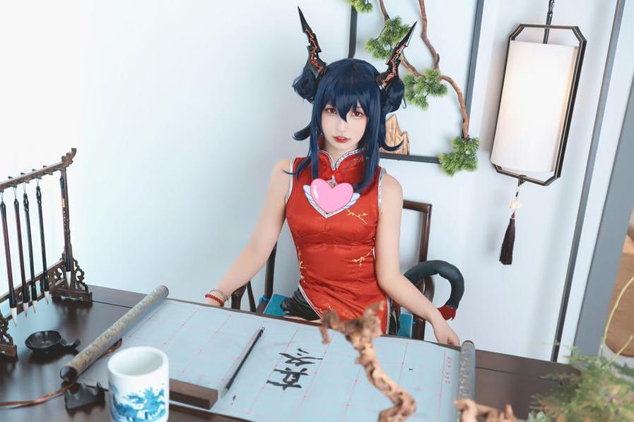 神楽坂真冬cos经典角色，带你重温动漫经典。
