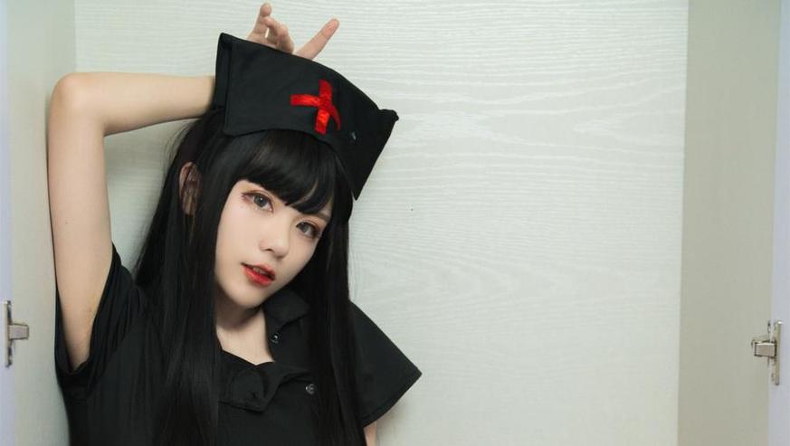 coser为了攻略起司块wii胸，拍了一组震撼人心的照片