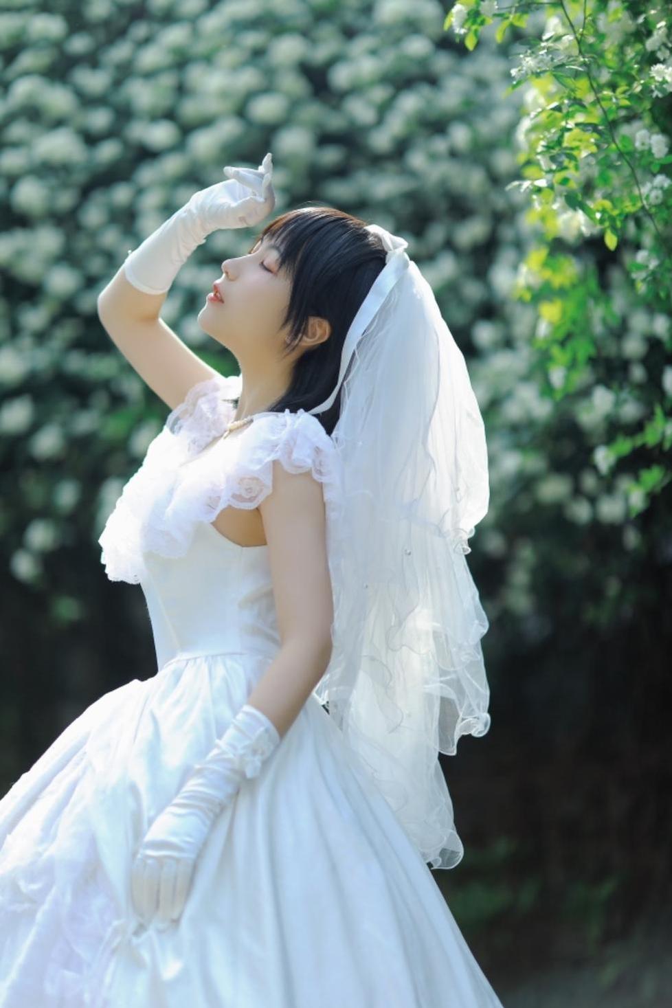逐月su之车内篇：精选的cosplay图包合集。