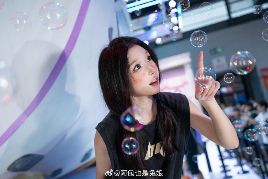 阿包也是兔娘cos的cos作品让你相信爱情