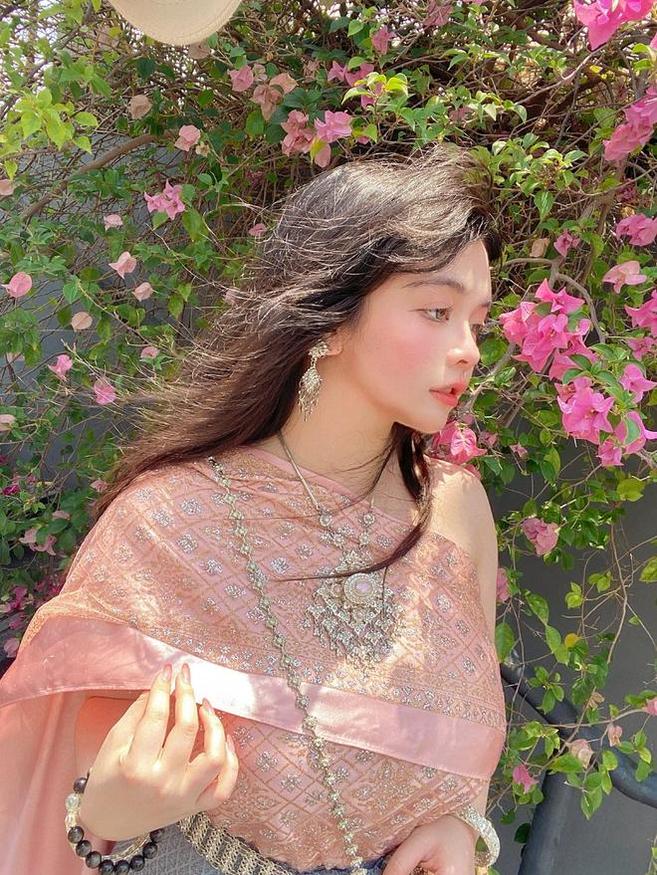 阿寨寨Ninja貌美如花，一套图集送上。