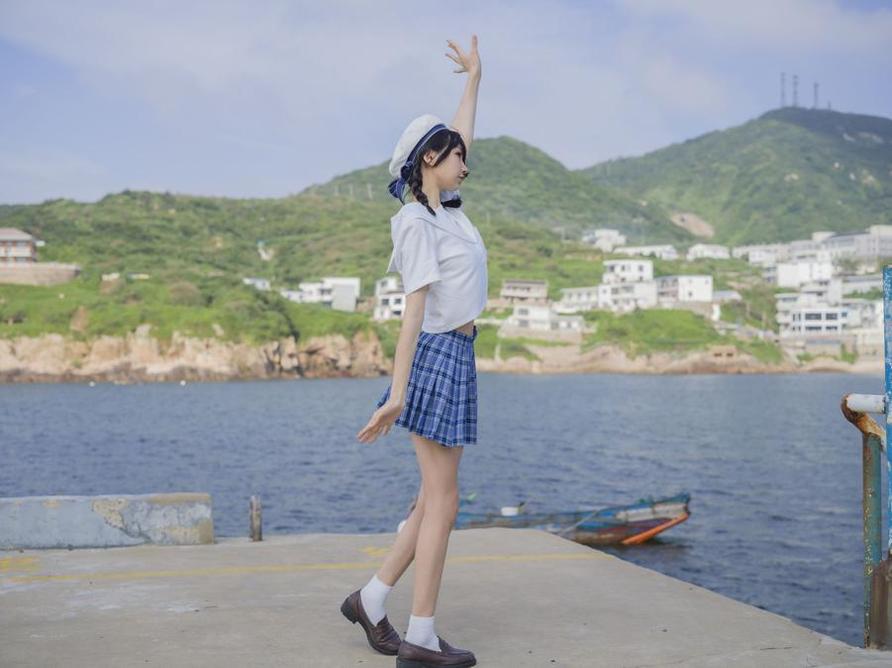 魔物喵女子高生放学后，摄影技巧升级，完成超美作品