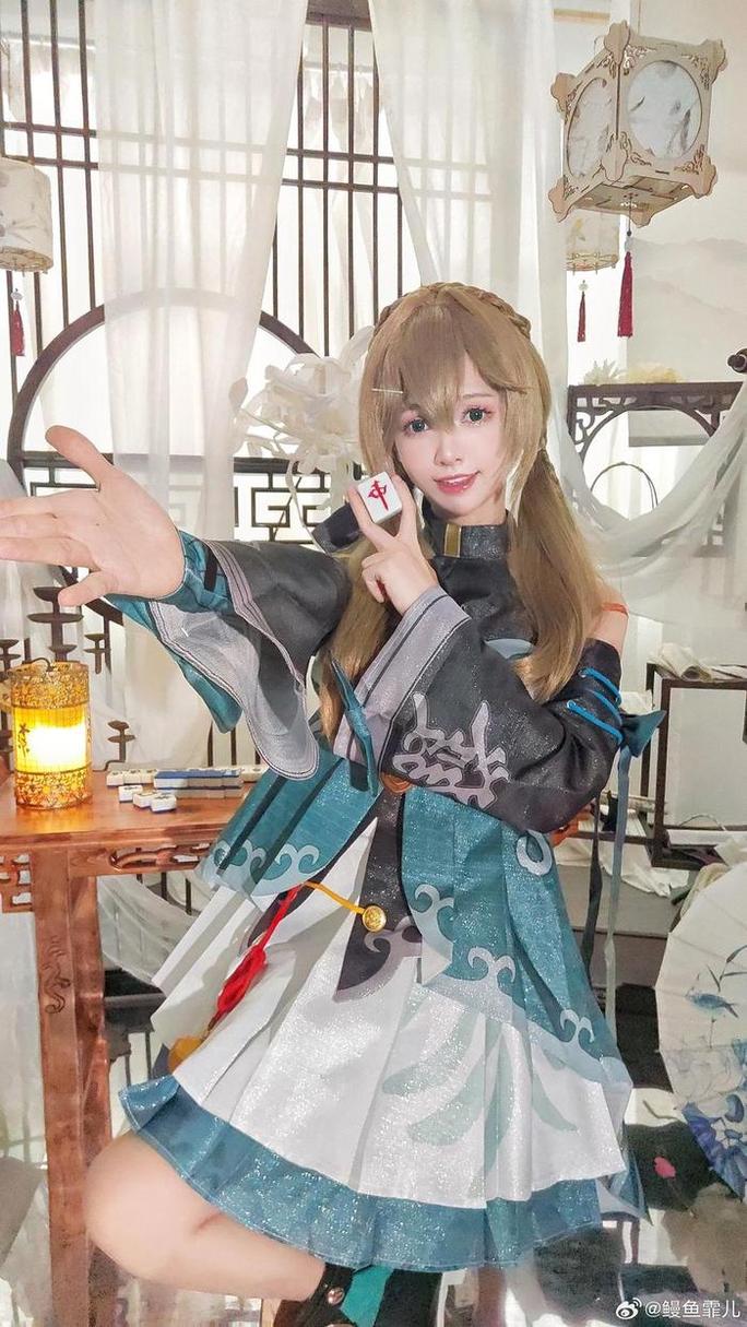 无需再翻旧贴，鳗鱼霏儿cos合集下载全新精选图包，一键分享